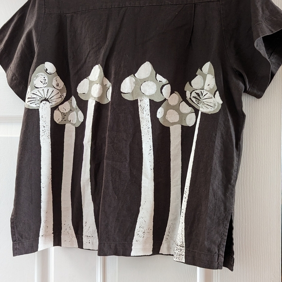 Big Bud Press mushroom shirt, NWOT, size XS - Picture 3 of 5